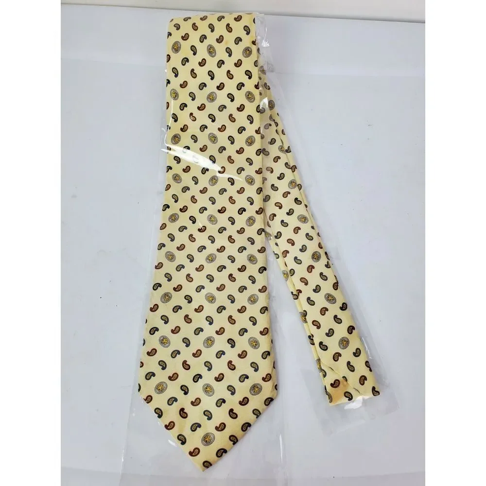 New Tommy Hilfiger Men's Paisley Silk Tie Cream Print‎ (With Defects)